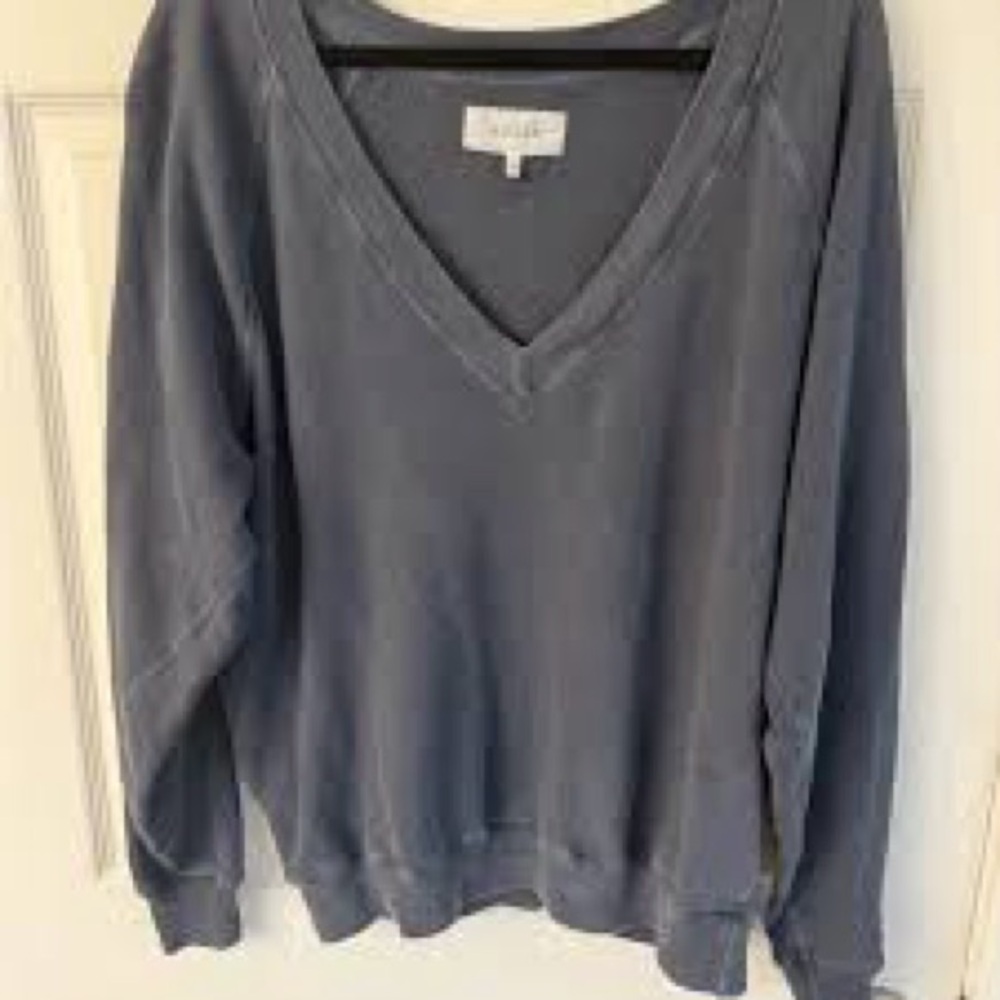THE GREAT. Women's V-Neck Sweatshirt